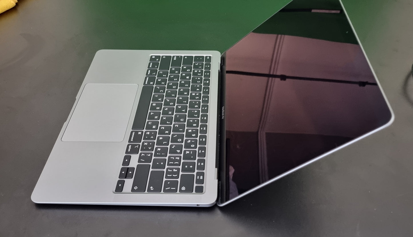 Apple MacBook Air 13 INCH RETINA (2020) M1 8-Core CPU 7-Core GPU 8GB 256GB SPACE GREY