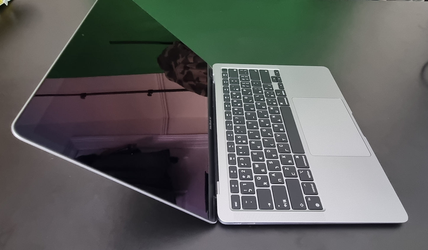 Apple MacBook Air 13 INCH RETINA (2020) M1 8-Core CPU 7-Core GPU 8GB 256GB SPACE GREY