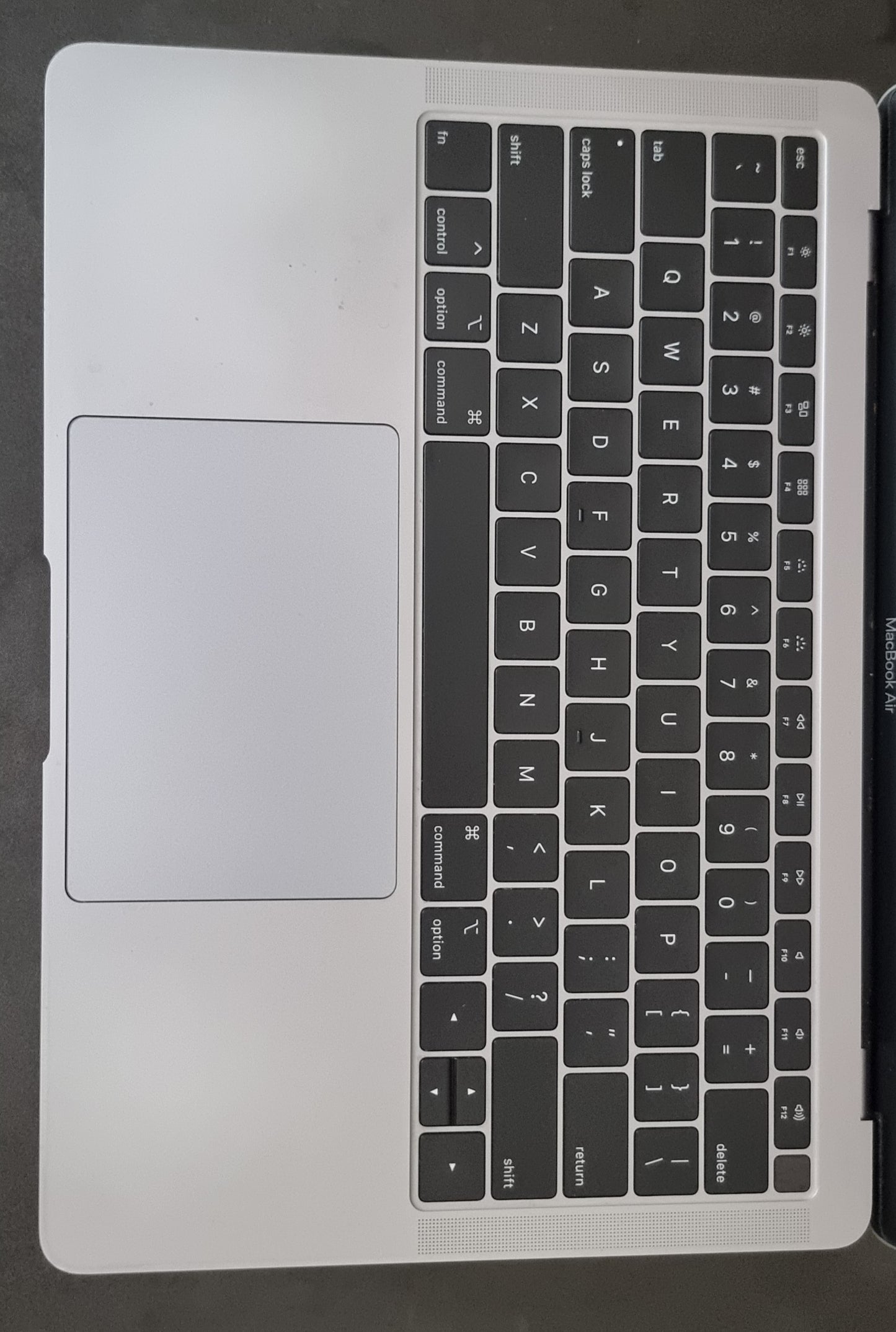 APPLE MACBOOK AIR 13 INCH INTEL CORE i5 1.6GHZ 16GB RAM 500GB SSD 2018/19