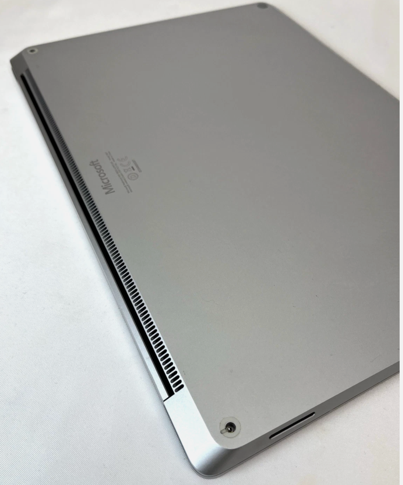 Microsoft Surface 3 Ultra-Thin 13.5 | Touchscreen |Intel 10th Gen Quad Core i7 | 16GB RAM | 256GB SSD |