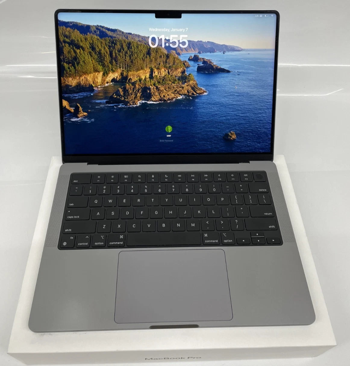 Apple MacBook Pro A2442 14.2" M1 PRO 16GB RAM 512GB SSD 14-Core GPU Grade B